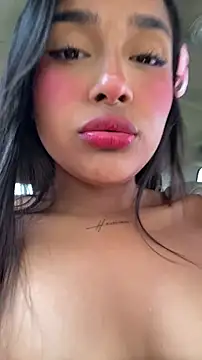 Snapshot of Mariangel_11 chatting on 04-20-26, 02:40 Mariangel 11 online show from 04-20-26, 02:40