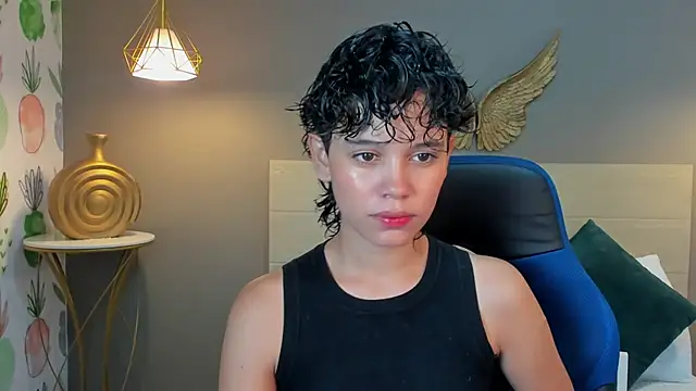 Snapshot of fernanda_indie chatting on 02-11-25, 12:04 fernanda indie online show from 02-11-25, 12:04