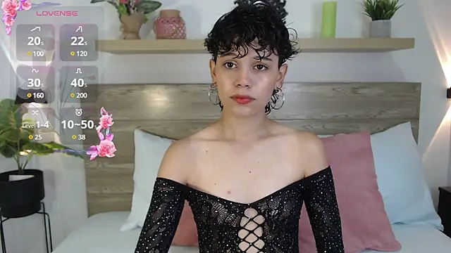 Snapshot of fernanda_indie chatting on 01-11-25, 02:30 fernanda indie online show from 01-11-25, 02:30