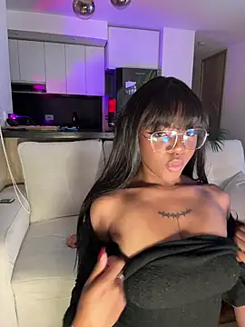 tiana nave online show from 11-02-25, 02:49