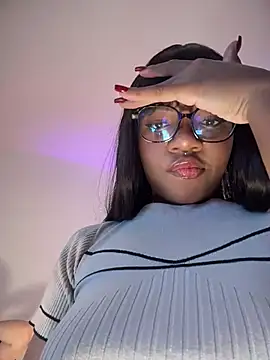 tiana nave online show from 03-02-26, 01:39