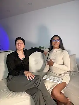 tiana nave online show from 05-16-26, 08:41