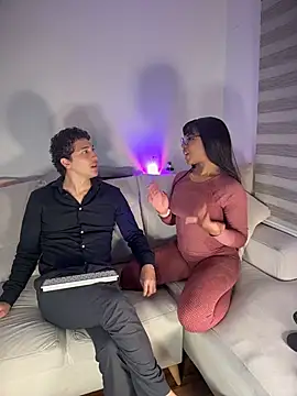 tiana nave online show from 02-17-26, 01:47