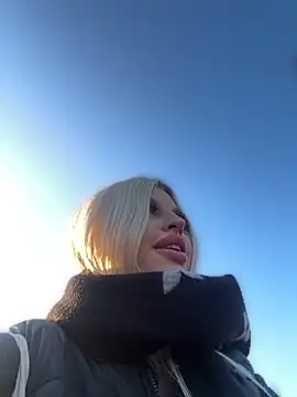 Snapshot of MacTroy chatting on 03-03-26, 04:03 MacTroy online show from 03-03-26, 04:03