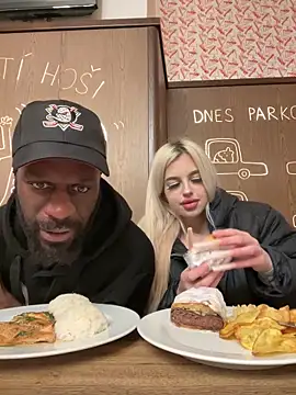 Snapshot of MacTroy chatting on 02-02-26, 08:52 MacTroy online show from 02-02-26, 08:52