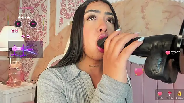 Snapshot of Sofia_fantasyy chatting on 11-20-25, 12:39 Sofia fantasyy online show from 11-20-25, 12:39