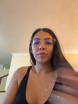 Snapshot of StaceyJones1 chatting on 11-08-25, 04:21 StaceyJones1 online show from 11-08-25, 04:21