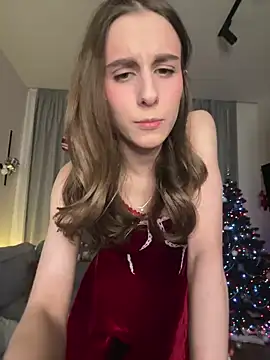 Snapshot of HellPeach chatting on 12-21-24, 06:22 HellPeach online show from 12-21-24, 06:22