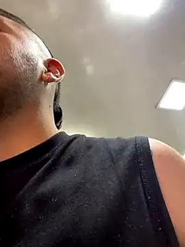 JuanZapata33 online show from 09-13-25, 09:48