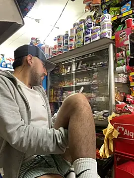 JuanZapata33 online show from 02-27-26, 09:36