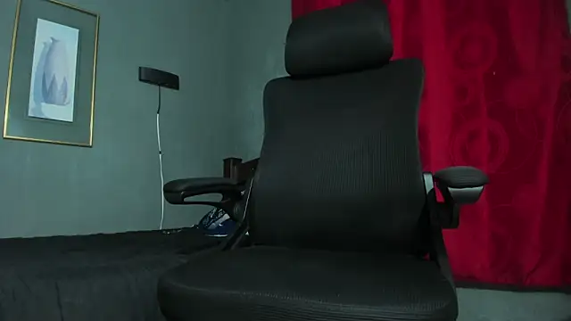 Travistanner 28 online show from 02-21-26, 10:50