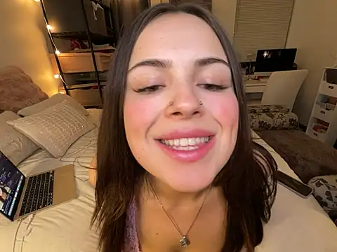 Snapshot of biancasuger chatting on 02-23-25, 05:23 biancasuger online show from 02-23-25, 05:23