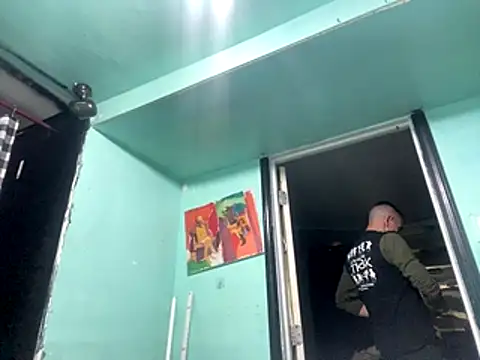 Gman143187 online show from 10-27-25, 08:10