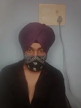 Snapshot of weeif chatting on 05-19-26, 05:42 weeif online show from 05-19-26, 05:42
