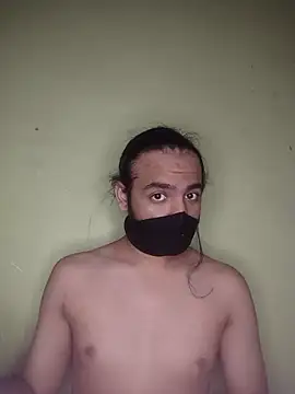 Snapshot of weeif chatting on 11-08-25, 08:23 weeif online show from 11-08-25, 08:23