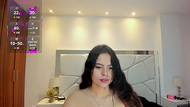 Snapshot of Asia_crown chatting on 10-18-25, 08:11 Asia crown online show from 10-18-25, 08:11