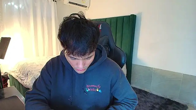 man dur07 online show from 12-21-25, 07:48