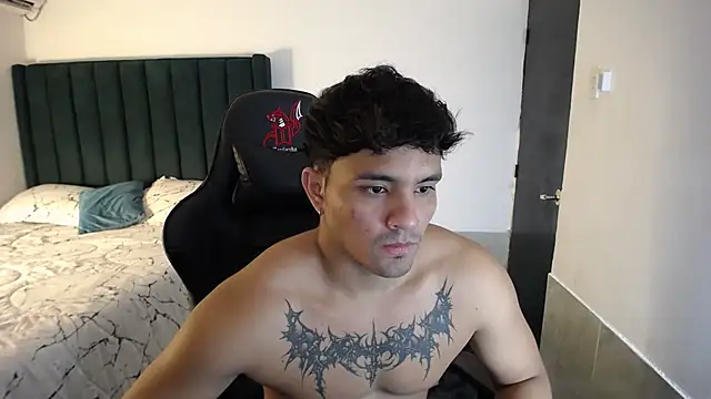 man dur07 online show from 10-28-25, 07:57