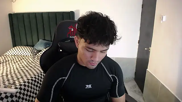 man dur07 online show from 11-05-25, 06:33