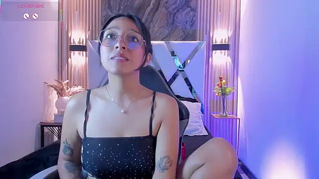 Valery wang online show from 04-10-26, 11:50