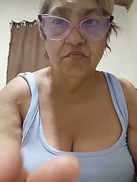 florecita69 online show from 05-26-26, 03:37