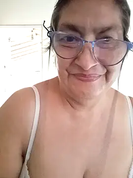 florecita69 online show from 10-26-25, 02:28