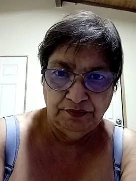 Snapshot of florecita69 chatting on 03-22-25, 03:20 florecita69 online show from 03-22-25, 03:20