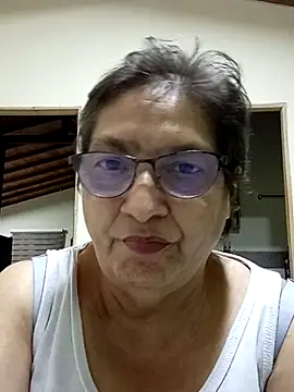 Snapshot of florecita69 chatting on 03-21-25, 02:18 florecita69 online show from 03-21-25, 02:18