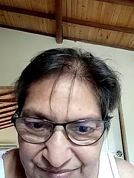 Snapshot of florecita69 chatting on 03-20-25, 03:58 florecita69 online show from 03-20-25, 03:58