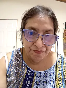 florecita69 online show from 10-27-25, 02:18