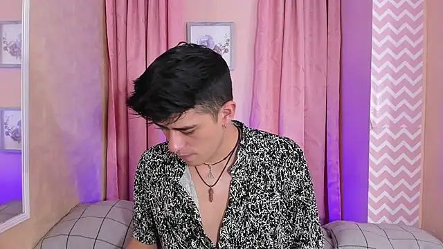 Ryan Clark  online show from 12-29-24, 08:48