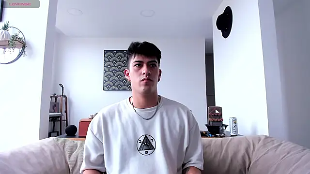 Ryan Clark  online show from 04-17-26, 08:55