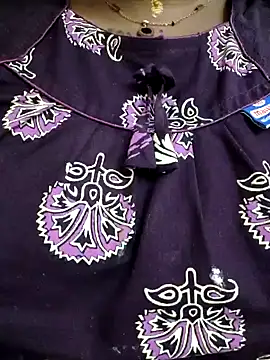 Snapshot of sulekha-mallu chatting on 12-08-24, 05:39 sulekha-mallu online show from 12-08-24, 05:39