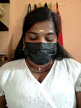 Snapshot of sulekha-mallu chatting on 12-15-25, 09:59 sulekha-mallu online show from 12-15-25, 09:59