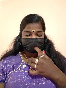 Snapshot of sulekha-mallu chatting on 09-20-25, 01:10 sulekha-mallu online show from 09-20-25, 01:10
