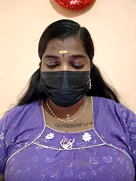 Snapshot of sulekha-mallu chatting on 12-20-25, 02:20 sulekha-mallu online show from 12-20-25, 02:20