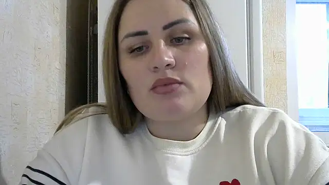 Snapshot of Honeydew-Waves chatting on 12-03-24, 12:44 Honeydew-Waves online show from 12-03-24, 12:44