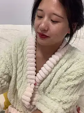 Xiaoli6688 online show from 12-18-24, 03:00