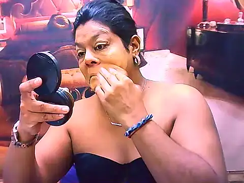 indianCherryPie online show from 05-18-26, 05:13