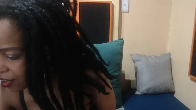 AssSeductress43 online show from 06-02-26, 03:28