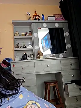 Snapshot of Selena_blake chatting on 11-12-25, 04:05 Selena blake online show from 11-12-25, 04:05