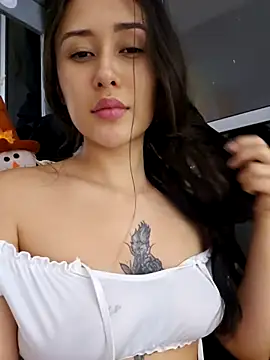 Snapshot of Selena_blake chatting on 10-30-25, 11:34 Selena blake online show from 10-30-25, 11:34