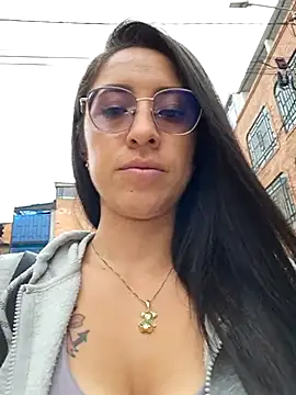Snapshot of VALERY-03_ chatting on 02-25-25, 12:16 VALERY-03 online show from 02-25-25, 12:16