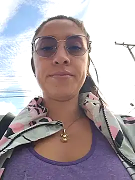 Snapshot of VALERY-03_ chatting on 02-21-25, 12:27 VALERY-03 online show from 02-21-25, 12:27
