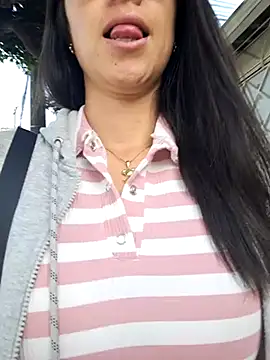 Snapshot of VALERY-03_ chatting on 02-20-25, 12:25 VALERY-03 online show from 02-20-25, 12:25