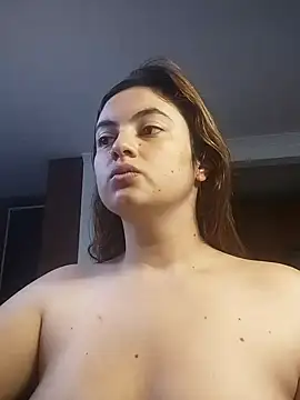 Snapshot of Nicolle_Jansen chatting on 11-11-25, 02:34 Nicolle Jansen online show from 11-11-25, 02:34