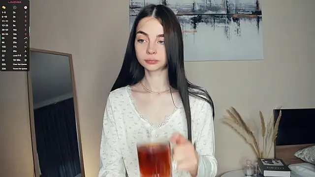 MaryJacksoon online show from 05-31-26, 07:36