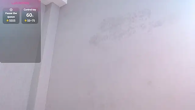  Mia Wallace online show from 01-28-25, 10:45