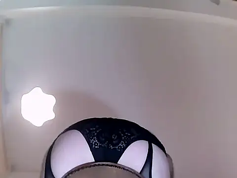 Snapshot of culalimer chatting on 11-13-25, 04:22 culalimer online show from 11-13-25, 04:22