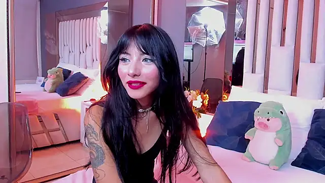 Snapshot of Kitty_Eliffe chatting on 02-27-25, 10:31 Kitty Eliffe online show from 02-27-25, 10:31